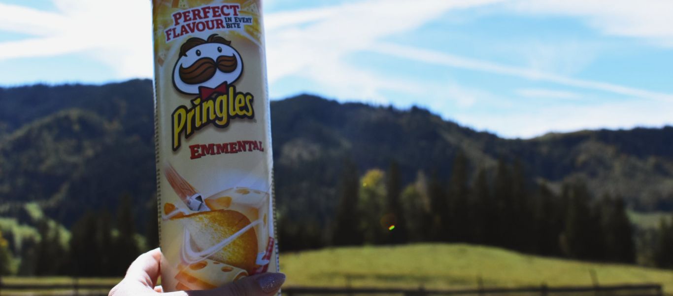 Κι όμως συνέβη: Η ιστορία του ανθρώπου που θάφτηκε μέσα σε ένα κουτί πατατάκια