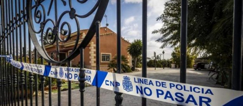 Σοκ: 15χρονος πυροβόλησε και σκότωσε τους γονείς του και τον αδελφό του γιατί του έκλεισαν το Wi-fi (βίντεο)