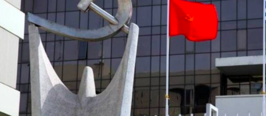 Επίθεση ΚΚΕ κατά Β.Πούτιν: «Ρεσιτάλ αντικομμουνισμού το διάγγελμά  του – Λάθος η αναγνώριση»