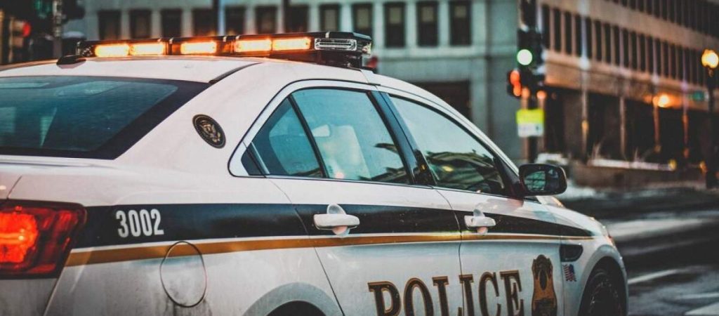 ΗΠΑ: Αυτοκίνητο έπεσε σε ελληνικό εστιατόριο στην Ουάσινγκτον – Δύο νεκροί και εννέα τραυματίες (upd)