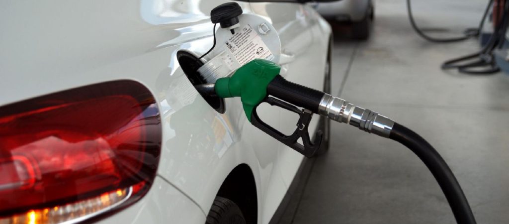 Αυξήσεις «φωτιά» στην τιμή της βενζίνης – Πώς διαμορφώνεται ανά νομό