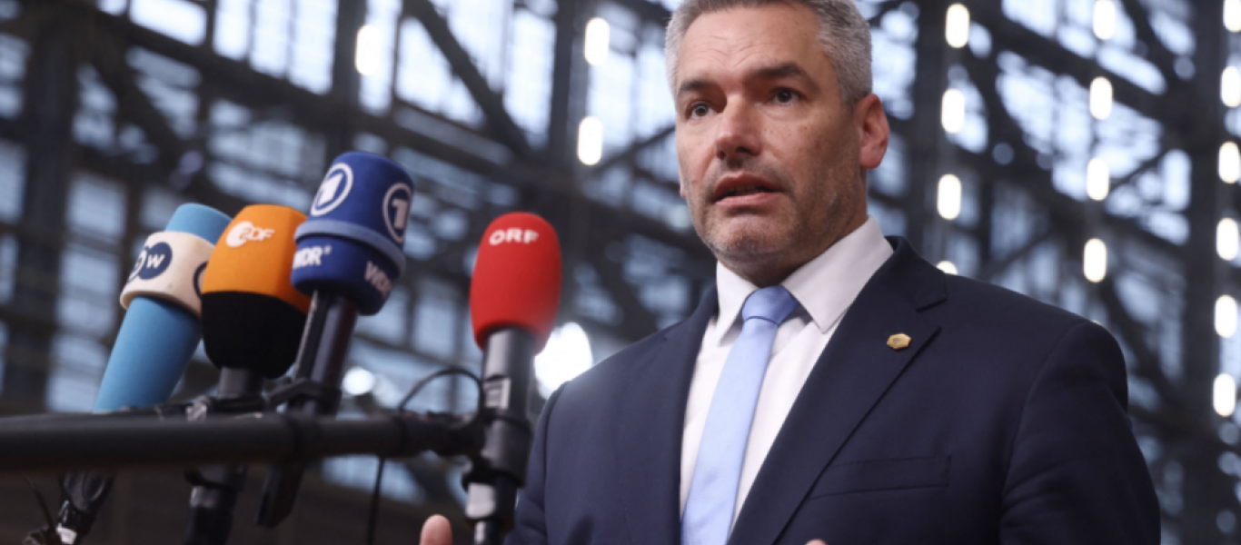 Η Αυστρία καταδικάζει την αναγνώριση των Ντονέτσκ και Λουγκάνσκ από τη Μόσχα και προαναγγέλλει κυρώσεις