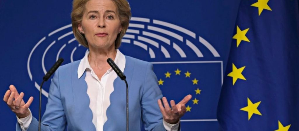 Η Ούρσουλα φον ντερ Λάιεν μιλά για κυρώσεις γιατί κλιμακώνει η Ρωσία: «Υπάρχει πολιτική συμφωνία των κρατών»