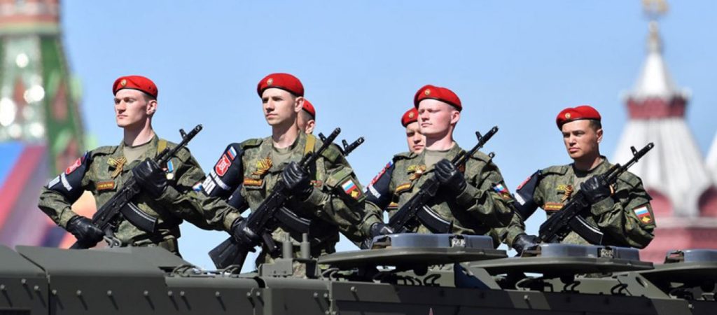 ΕΕ: Το απόγευμα της Τρίτης ανακοινώνει κυρώσεις κατά της Ρωσίας