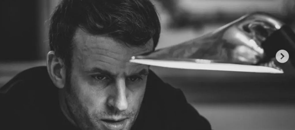 Ο αξύριστος Ε.Μακρόν στη συνομιλία με τον Β.Πούτιν σε φωτογραφίες- Μ.Λεπέν: «Κάνει φιγούρα»