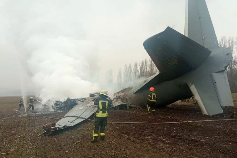 Ουκρανία: Συνετρίβη στρατιωτικό αεροσκάφος κοντά στο Κίεβο – 5 νεκροί