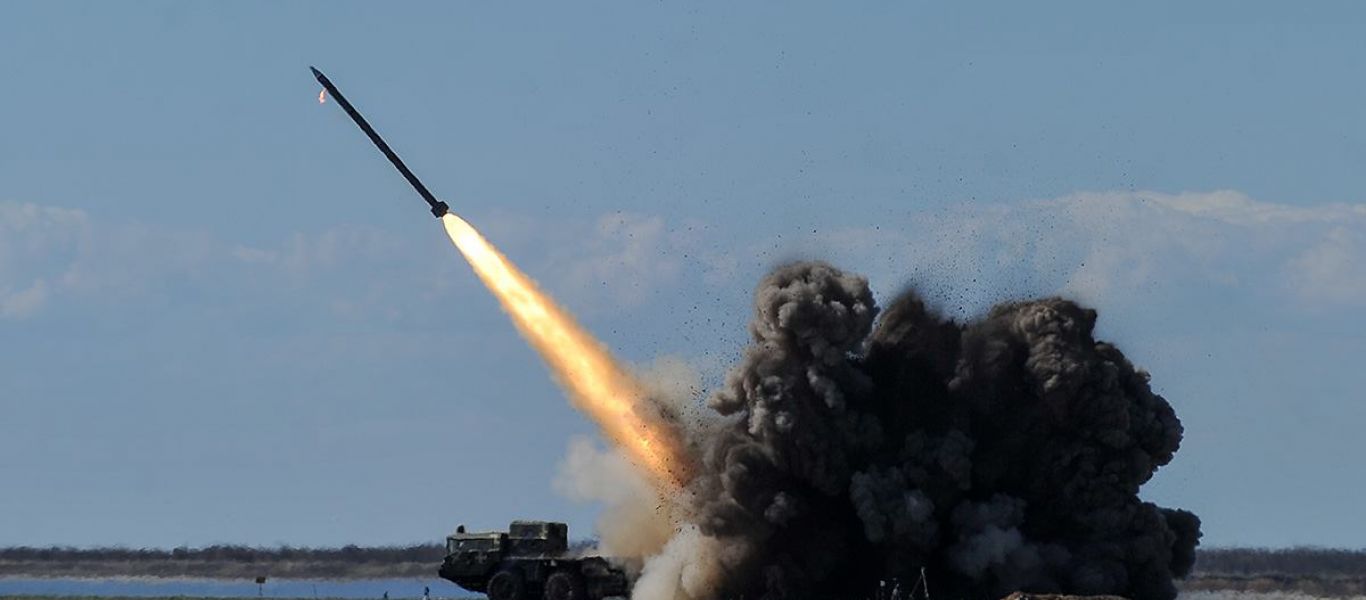 FSB: «Ουκρανοί χτύπησαν με πυραύλους πολιτικά φορτηγά πλοία της Ρωσία – Υπάρχουν τραυματίες»