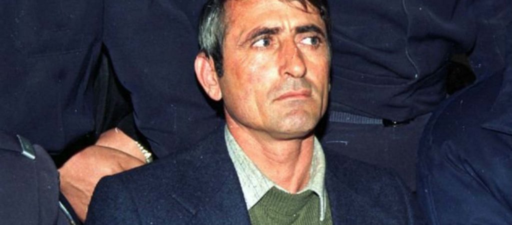 Μανώλης Δουρής: Ο βιαστής & παιδοκτόνος που βρέθηκε κρεμασμένος στη φυλακή (βίντεο)