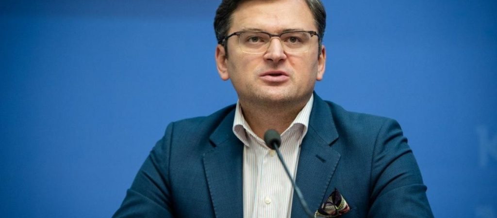 Ουκρανός ΥΠΕΞ: «Η Ρωσία ξεκίνησε μια ευρείας κλίμακας εισβολή στην Ουκρανία»