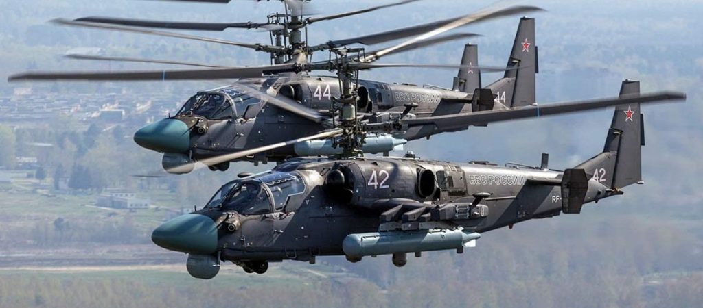 Ουκρανία: Ρωσικά μεταφορικά ελικόπτερα πετούν  υπό τη συνοδεία επιθετικών Ka-52