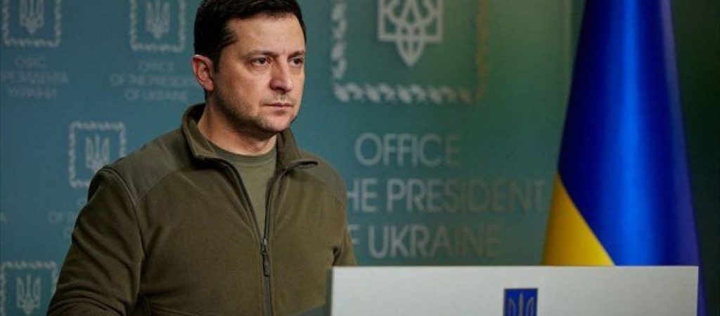 Β.Ζελένσκι: «Κάντε τον σταυρό σας – Σήμερα τη νύχτα οι Ρώσοι θα εισβάλλουν από παντού»