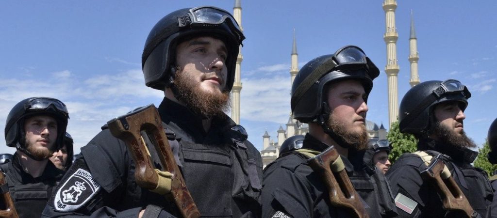 Τσετσένοι ύψωσαν την σημαία τους σε στρατιωτική βάση στο Κίεβο