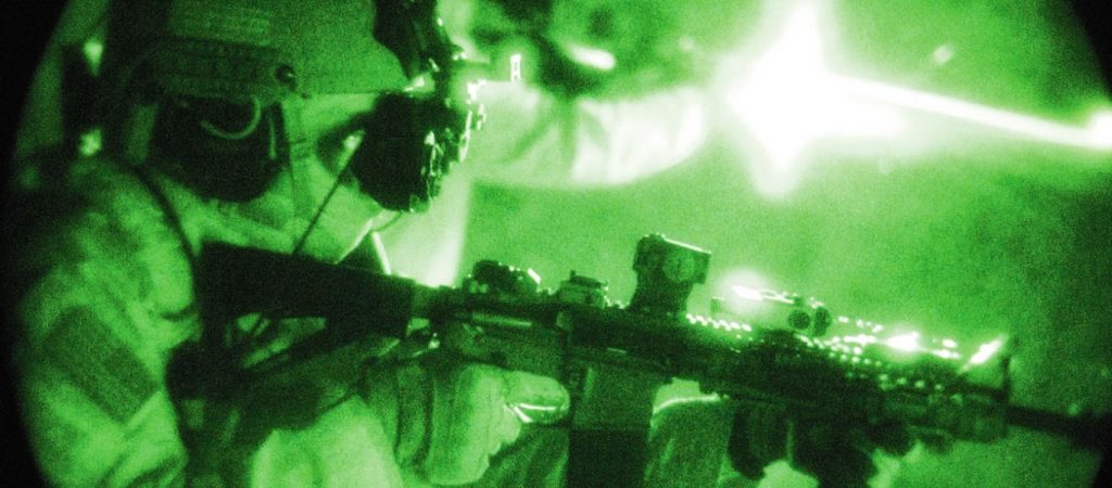 Αμερικανοί αναλυτές για ρωσικό Στρατό: «Δεν έχουν συστήματα νυχτερινής όρασης και δεν μπορούν να επιχειρήσουν τη νύχτα»!