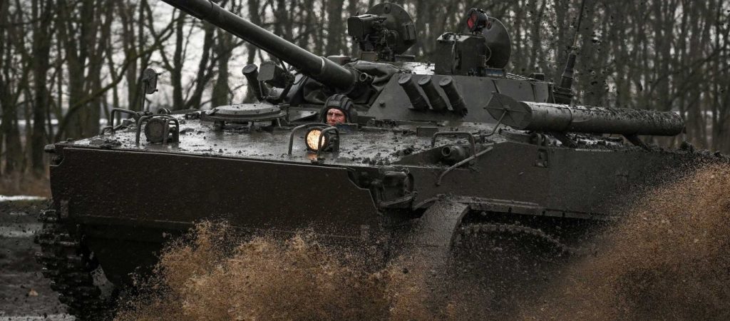 Στο Χάρκοβο ο ρωσικός στρατός με ελαφρά οχήματα: Το Κίεβο μιλά για μάχες αλλά παραδόθηκε ουκρανική μονάδα BUK-M1 (upd)