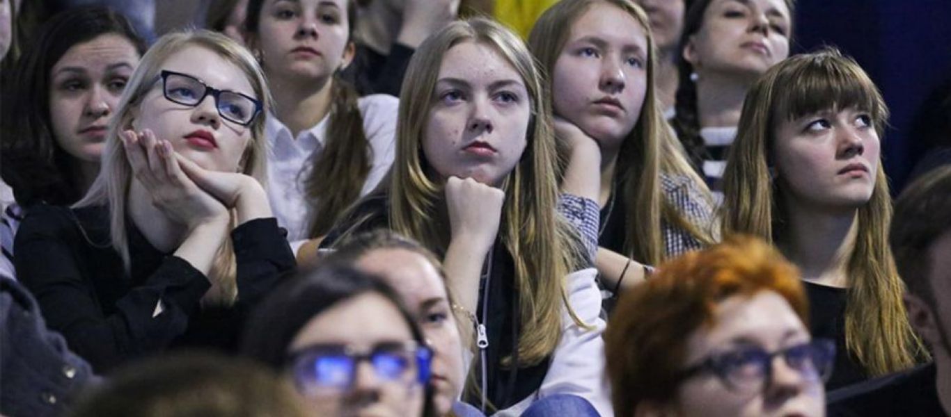 Πρωτοφανές: Η ΕΕ αποβάλλει όλους τους Ρώσους φοιτητές από την ευρωπαϊκά πανεπιστήμια!