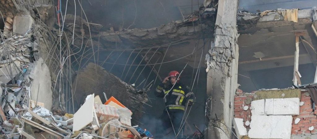 Ουκρανία: «Εννιά νεκροί άμαχοι στο Χάρκοβο από ρωσικούς πυραύλους» λέει ο δήμαρχος