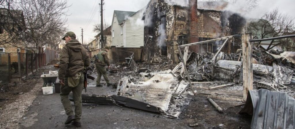 Συνεχίζεται η επιχείρηση εκκένωσης Ελλήνων από τη Μαριούπολη – Από πού έχει περάσει η πομπή αυτοκινήτων