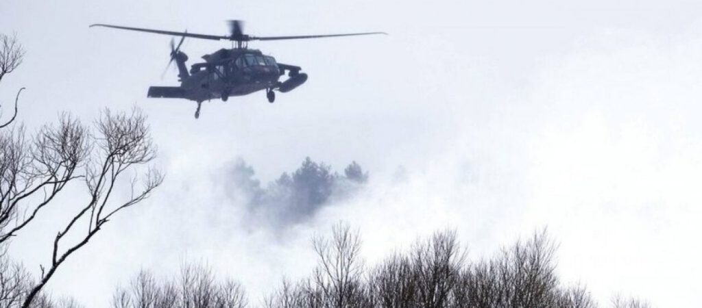 Ρουμανία: Στους επτά οι νεκροί στρατιωτικοί από τη συντριβή ελικοπτέρου – Παραμένει αγνοούμενος ο πιλότος του μαχητικού