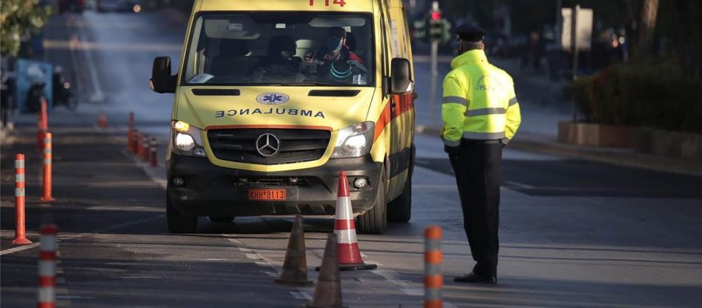 Σοκαριστικό τροχαίο στην Λεωφόρο Θηβών: Αυτοκίνητο έφυγε από αερογέφυρα και έπεσε πάνω σε άλλο – Ένας νεκρός