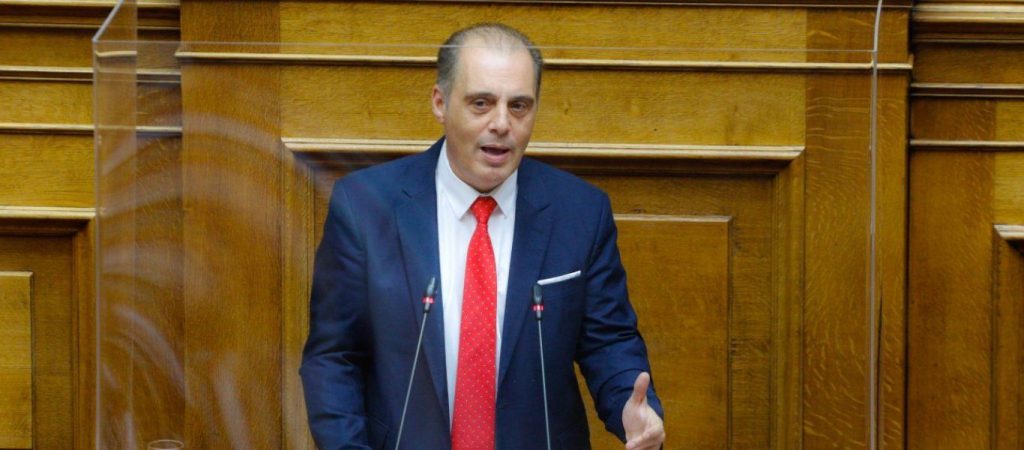 Κ.Βελόπουλος για Ουκρανία:  «Η κυβέρνηση έπρεπε να μας ενημερώσει – Δεν στέλνεις όπλα στον πόλεμο»