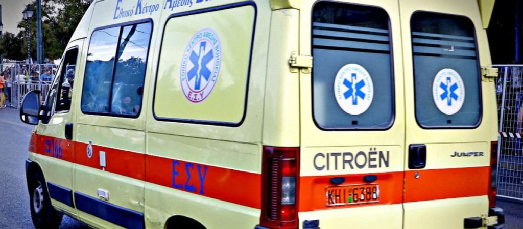 Viral: Αστυνομικοί σε ρόλο μαιευτήρα – Βοήθησαν γυναίκα να γεννήσει δίδυμα! (βίντεο)