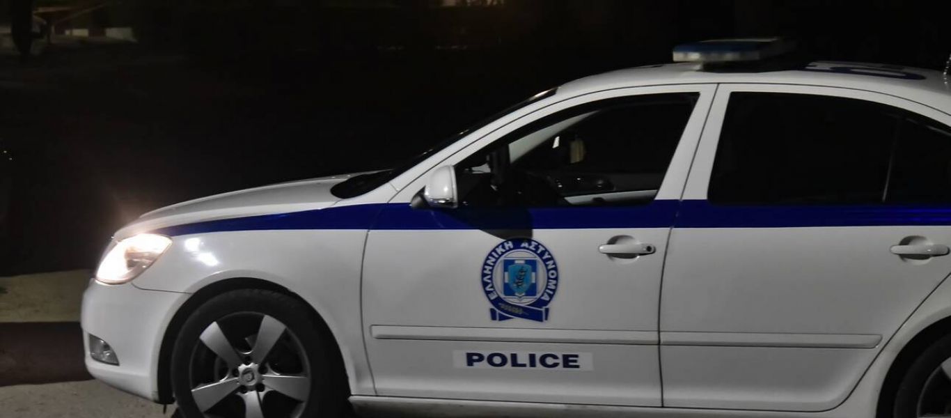 Θεσσαλονίκη: Αστυνομικοί ερευνούσαν το διαμέρισμά του και εκείνος σκοτώθηκε πέφτοντας από το μπαλκόνι