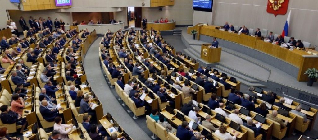 Ρωσία: Εγκρίθηκε ο νόμος που προβλέπει βαριές ποινές κάθειρξης για τη δημοσίευση ψευδών ειδήσεων για τον ρωσικό στρατό