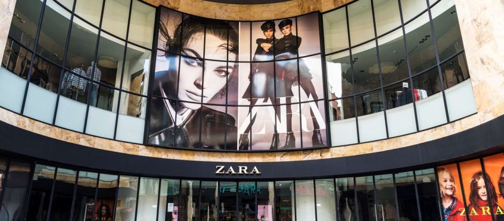 «Λουκέτο» στα 502 καταστήματα Zara στην Ρωσία – Σταματούν και οι online αγορές στη χώρα