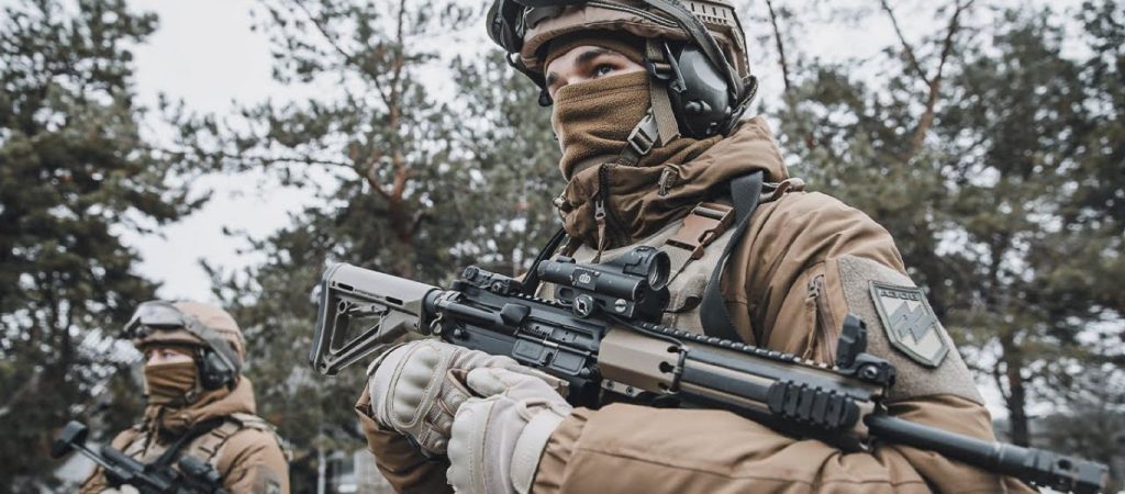 Οι ρωσόφωνοι καταγγέλλουν ότι το Τάγμα Αζόφ ανατίναξε κτήριο στην Μαριούπολη! – Αναφορές για 200 αμάχους νεκρούς