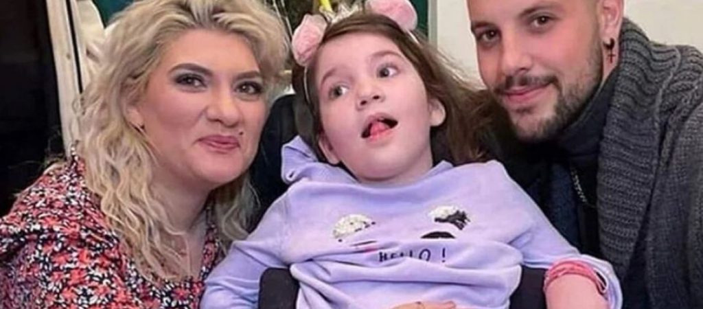 Θάνατος τριών παιδιών στην Πάτρα: Νέα μαρτυρία – «Περίμενα να δω μία μάνα συντετριμμένη αλλά…»