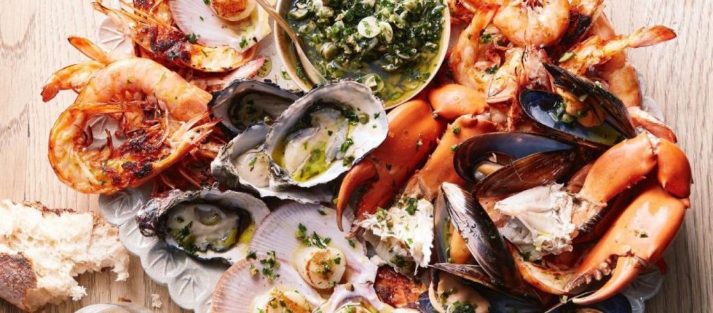 Πώς να ξεχωρίσετε τα φρέσκα θαλασσινά – Τι κάνουμε σε περίπωση δηλητηρίασης