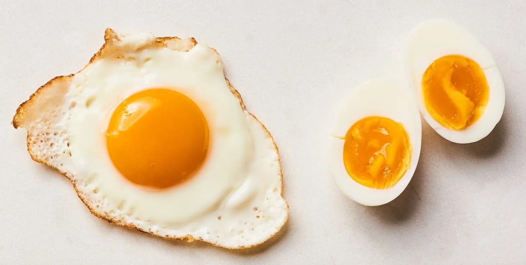 Δείτε πώς επηρεάζει το σώμα σας η καθημερινή κατανάλωση αυγού (βίντεο)