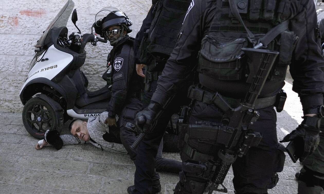 Ισραήλ: Νεκρός από δυνάμεις ασφαλείας Παλαιστίνιος που επιτέθηκε με μαχαίρι σε αστυνομικό
