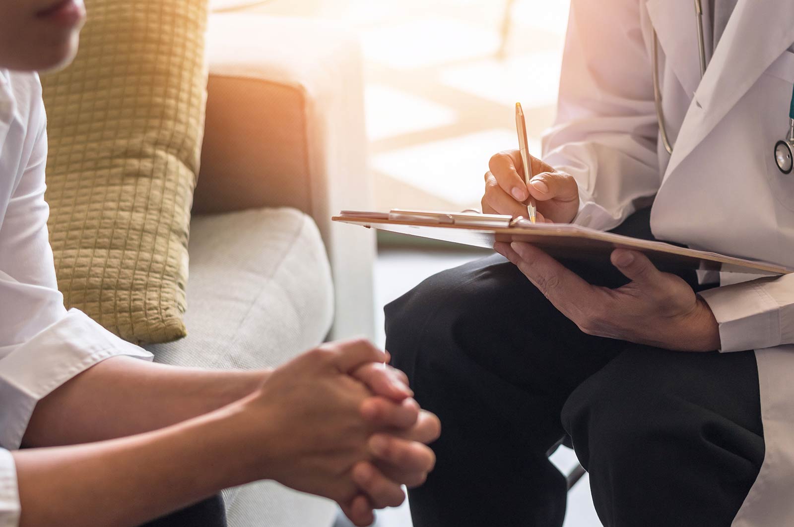 Νέα έρευνα: Το τοξικό περιβάλλον συνδέεται άμεσα με τη μείωση της γονιμότητας