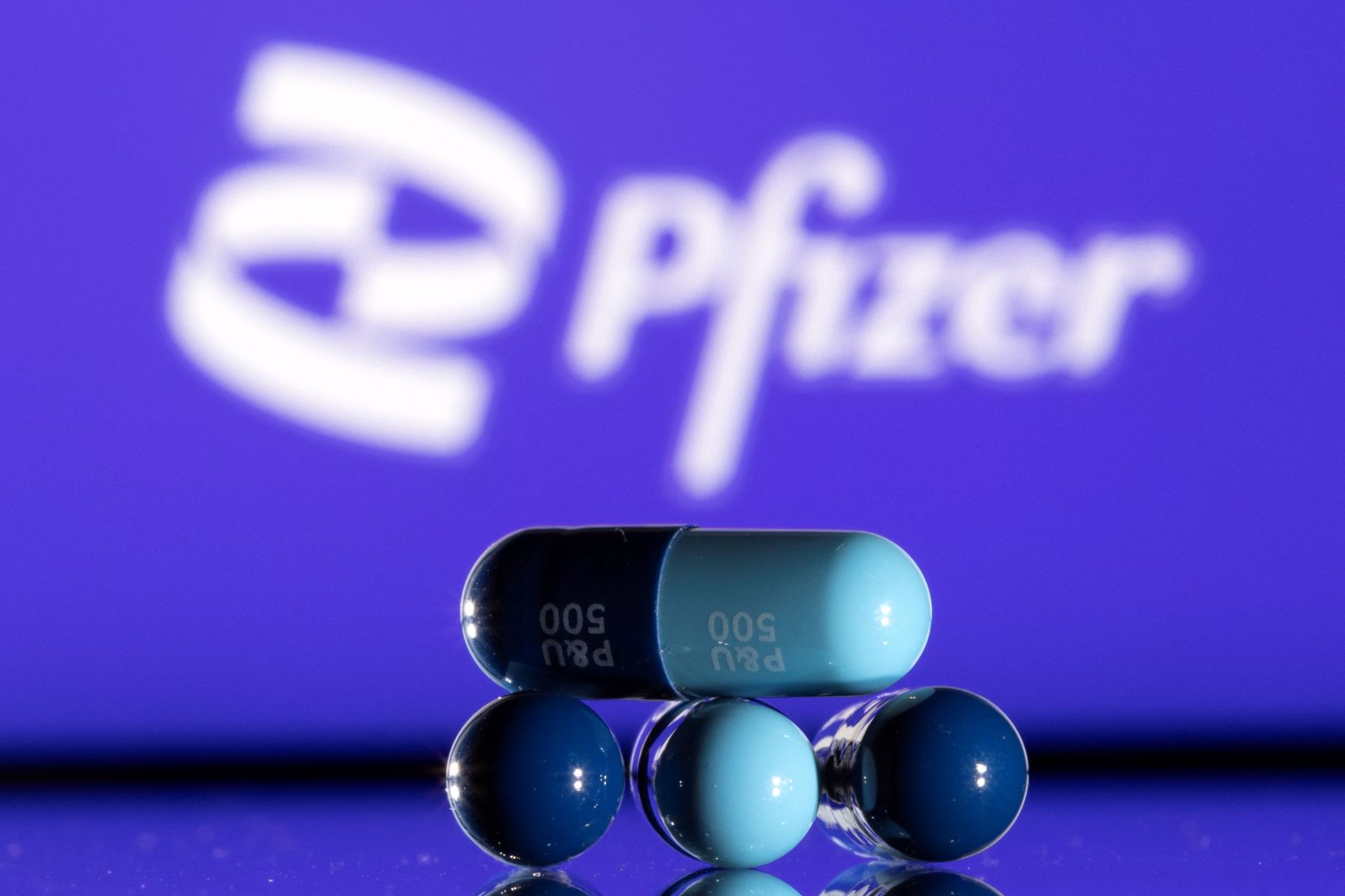 Χάπι Pfizer: Επεκτείνονται οι δοκιμές σε παιδιά 6 ετών και άνω