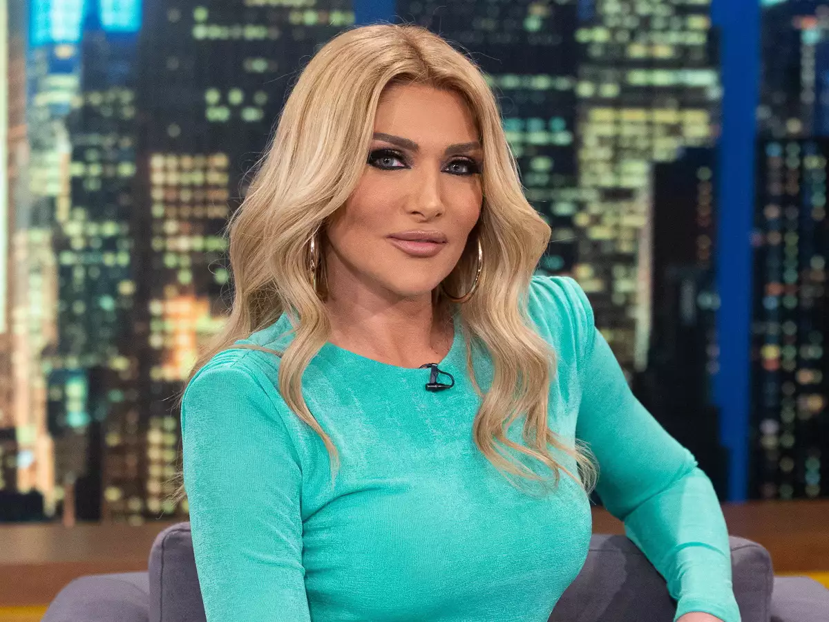 «Έριξε» το Twitter η Αγγελική Ηλιάδη – Εμφανίστηκε σε εκπομπή χωρίς… εσώρουχο! (φώτο) (upd)