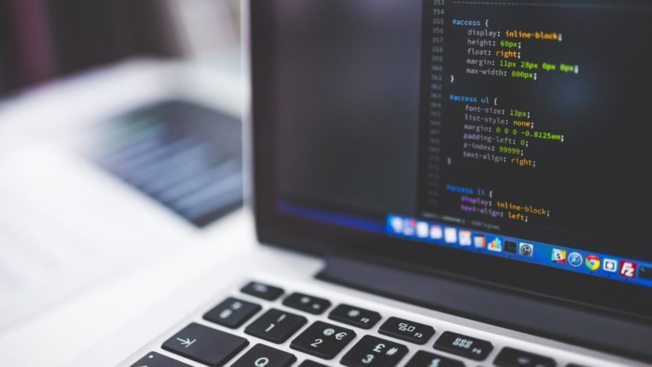 Προσοχή: Απατεώνες στο διαδίκτυο εκμεταλλεύονται την επέμβαση στην Ουκρανία