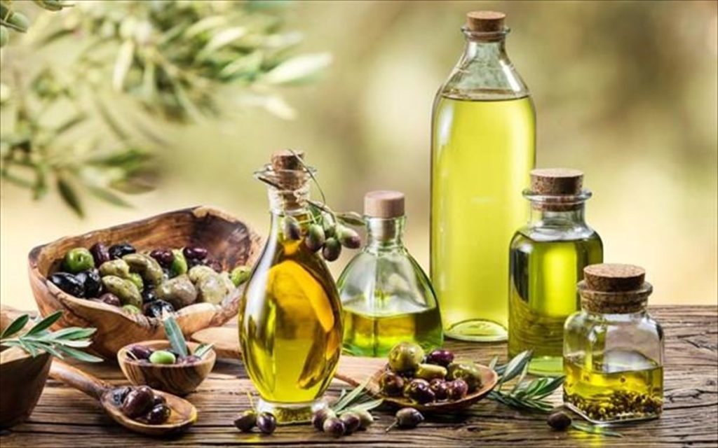 Τι κάνει το έξτρα παρθένο ελαιόλαδο καλύτερο από άλλα είδη μαγειρικού λαδιού;