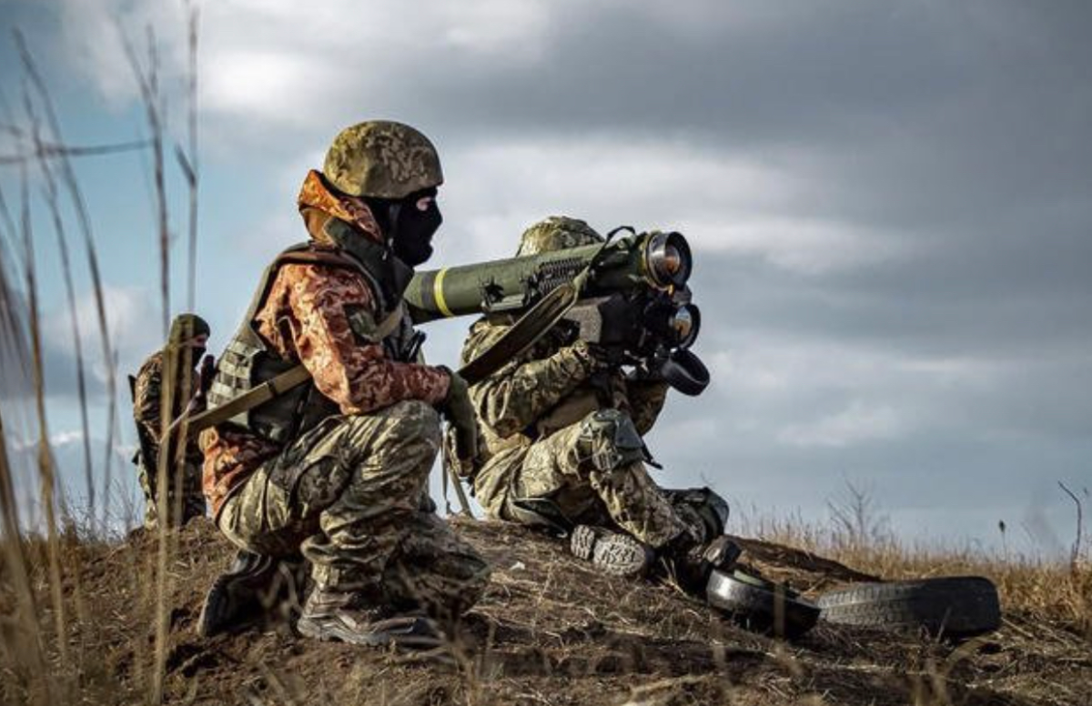 Στα χέρια των Ρώσων εκατοντάδες αντιαρματικά όπλα Javelin κλπ. από ουκρανική αποθήκη