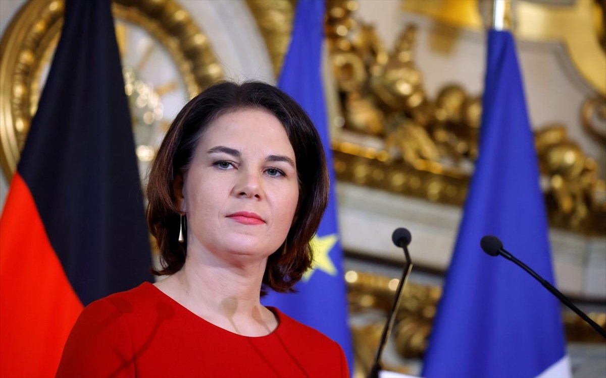 Γερμανίδα ΥΠΕΞ: «Αν η εισαγωγή ρωσικής ενέργειας σταματούσε σε μια νύχτα, θα είχαμε ρεύμα για λίγες εβδομάδες»