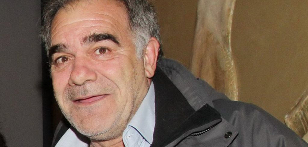 Απολαυστικός Γιάννης Μποσταντζόγλου: Μιλά «έξω από τα δόντια» και «φωτογραφίζει» Κ.Μητσοτάκη (βίντεο)