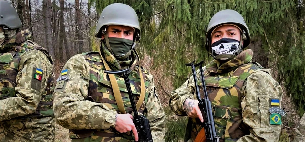 Βραζιλιάνοι μισθοφόροι στην Ουκρανία αποχωρούν τρομοκρατημένοι από την σφαγή συναδέλφων τους