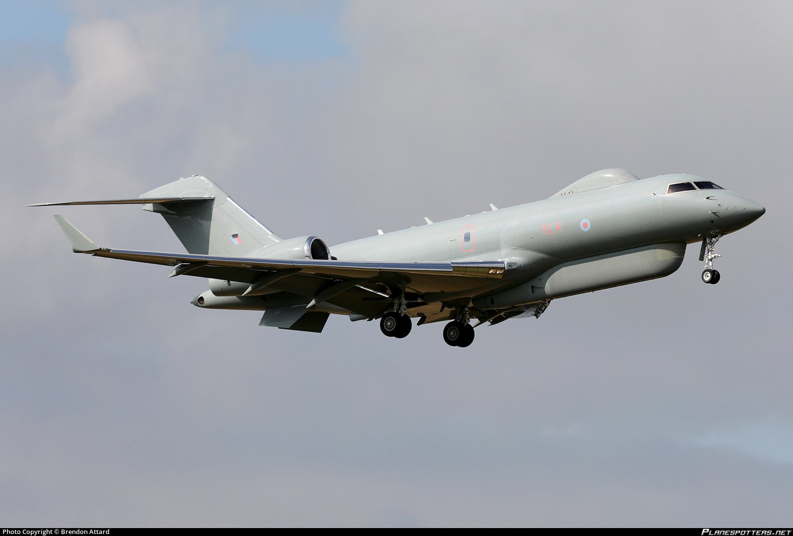 ΝΑΤΟ: Πολιορκεί την Ρωσία με αεροσκάφη συλλογής πληροφοριών