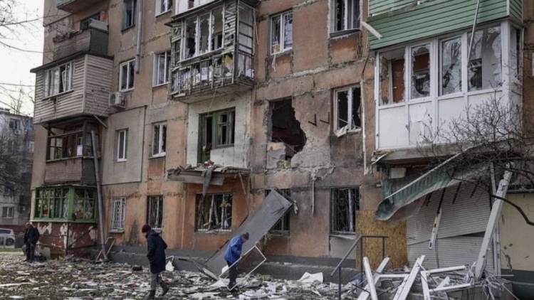 Ουκρανία: Περισσότεροι από 140.000 άμαχοι έχουν απομακρυνθεί από τις ζώνες συγκρούσεων