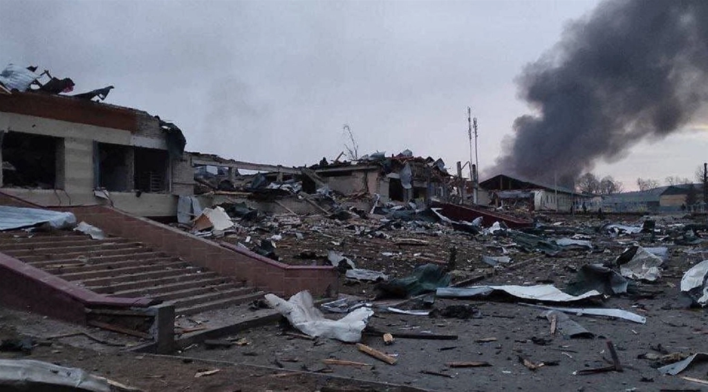 Οι Ουκρανοί μιλάνε για ύπαρξη ξένων εκπαιδευτών στην βάση που έπληξαν οι Ρώσοι στην Λβιβ