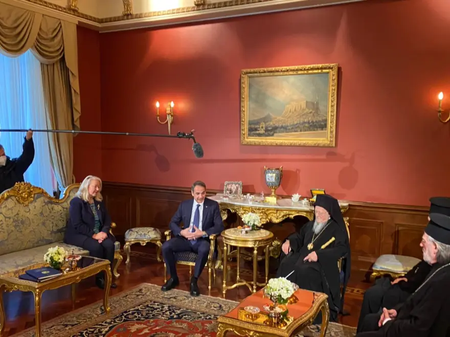 Ο Κυριάκος Μητσοτάκης συναντά τον Οικουμενικό Πατριάρχη Βαρθολομαίο στο Φανάρι