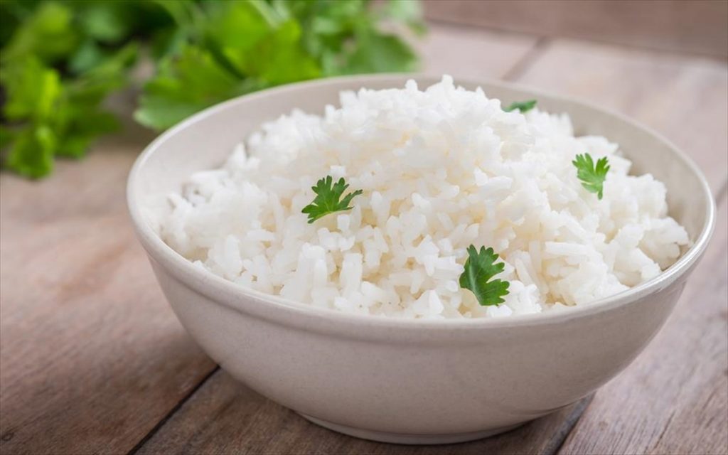 Δείτε γιατί πρέπει να πλένετε το ρύζι πάντα πριν το μαγειρέψετε