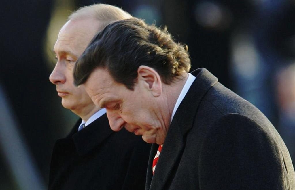 Πολύωρη συνάντηση Γ.Σρέντερ-Β.Πούτιν για την Ουκρανία