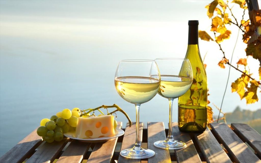 Νέα μελέτη: Η κατανάλωση κρασιού μαζί με το φαγητό σχετίζεται με μικρότερο κίνδυνο εμφάνισης διαβήτη τύπου 2