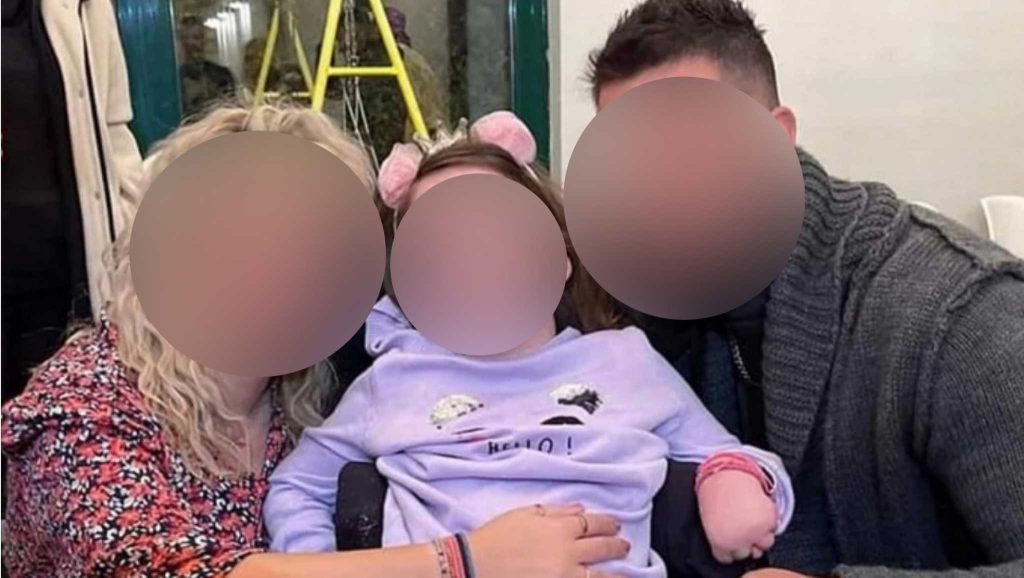 Νεκρά αδέρφια στην Πάτρα: Νέες αποκαλύψεις για την 33χρονη μητέρα – «Έπιασε μια συγγενή μου από τα μαλλιά»